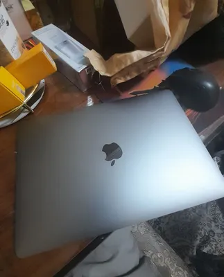 Macbook 2019 core i5 13-inch 1