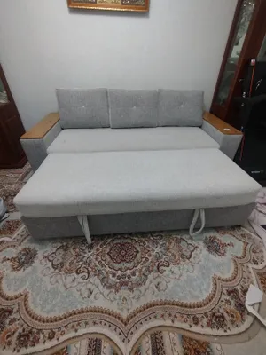 divan sotiladi holati yangi  uzunligi 220 sm 3