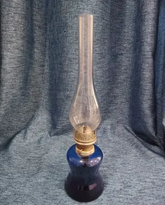 Ishlaydigan vintage kerosin lampasi 1