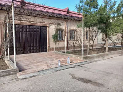 Продаётся готовый частный дом в махалле Умид города Навои 1
