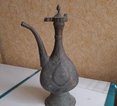 Антикварный кумган,медный.Резной с узором. 1