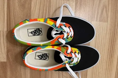 Детские кроссовки Vans яркие, размер EUR 34 1