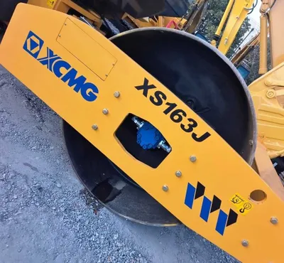 XCMG XS163 — 16 tonnalik gidravlik bir barabanli tuproq katogi 1