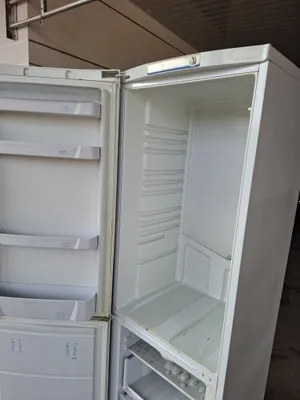 Холодильник INDESIT 1