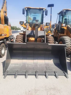 Фронтальный погрузчик XGMA XG931N 1