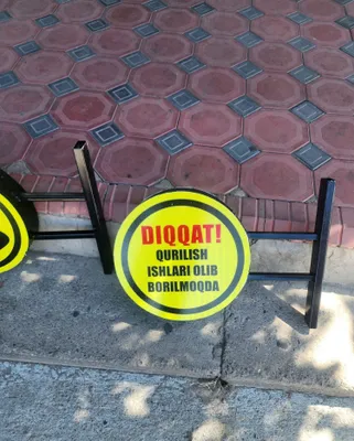 Qurilish belgilari Yo'l belgilari Znaklar Davlat standarti asosida 1