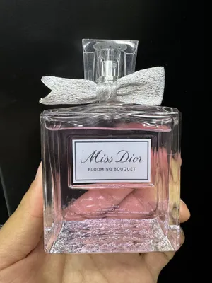 Miss Dior Blooming Bouquet 1