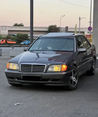 Mercedes Benz W202 C230 1