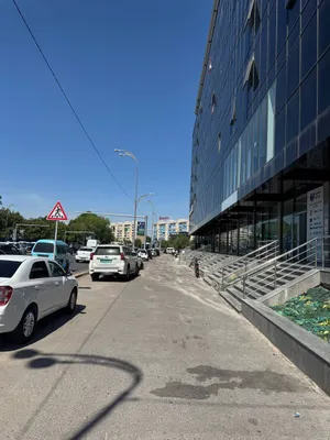Yakkasaroy tumanida tijorat binosi sotiladi 1