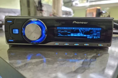 Pioneer DEH-P7950UB 1