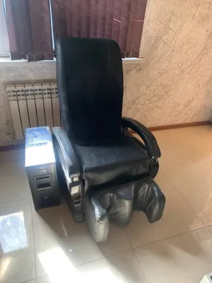 Срочно продаётся массажное кресло с аппаратом для денег 1