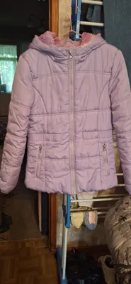 Yaxshi holatdagi qiz bola uchun kuzgi-qishki kurtkalar sotiladi. 1