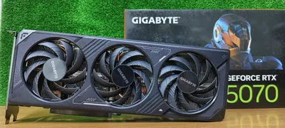 Gigabayt RTX 5070 12GB DDR7 videokartasi 1