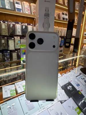 iphone 17 pro max 1
