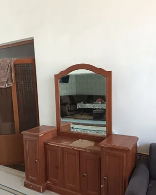 Мебель продаётся по договорной цене 1