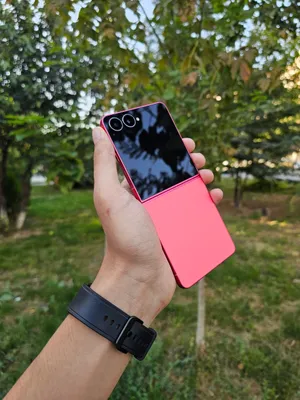Samsung Galaxy Z Flip 7 1