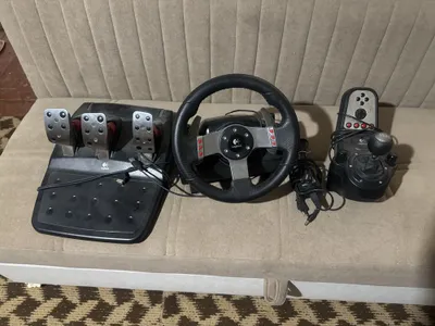 игровой руль Logitech G27