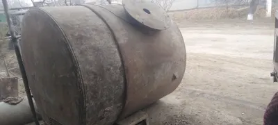 Продаются бочки, 2 штуки, толстые листы, 4 штуки, хорошо подходят 1