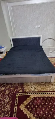Спальня кровать продаю