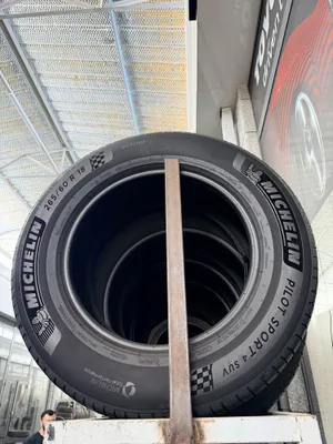 MICHELIN PILOT SPORT 4 265/60/18 orginal 1