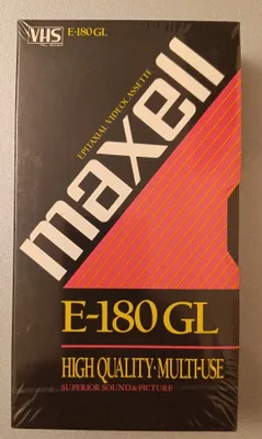 Muhrlangan Maxell VHS kassetalari 1