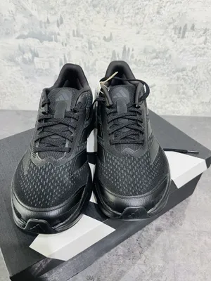 Кроссовки Adidas 1