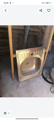 Продаётся мойка из нержавейки.