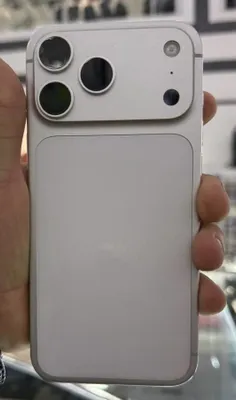 iPhone 17 Pro Max 1