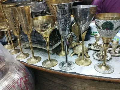 В наличии есть Латунь бронза Фужеры, Бакалы, Вазы, Подсвечники Новые 1