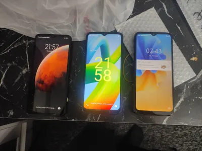3 телефона Redmi 1