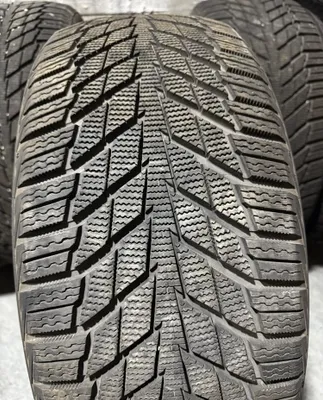Продается зимные шины nexen 245/45/19 почти новый 1