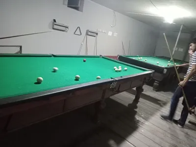 Продаётся бильярдный стол из ДСП, состояние хорошее 1