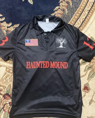 Haunted Mound futbolkalari 1