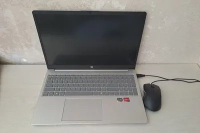 Ноутбук от hp laptop