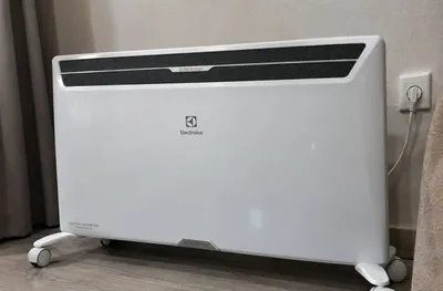 Electrolux Digital Inverter 2200 konvektori 1