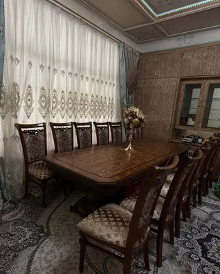 Продаётся стол со стульями 1