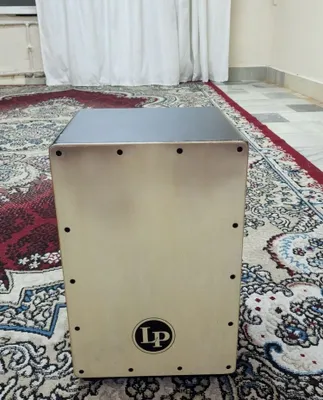 Kajon(kaxon) sotiladi srochno holati yaxshi 1