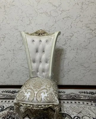 Продаются ещё новые стулья и 2 такие подставки 1