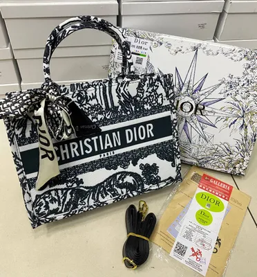 Crestian Dior (Orginal ) 1