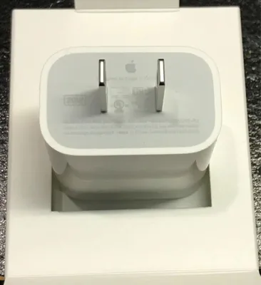 Зарядка 20 вт iphone 14/15/16/17 pro/pro max  США