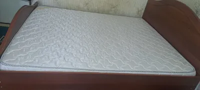 spalniy kravat 2kishilik.  matrasi bilan 1