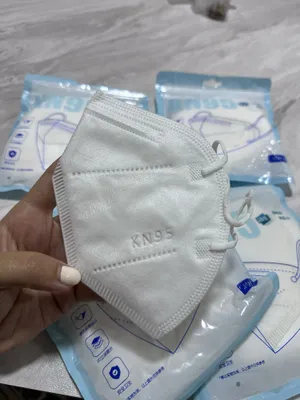 N95 niqoblari — chang va viruslardan 24/7 himoya