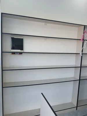 Aksessuarlar uchun tayyor vitrina 1