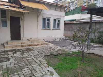 Земельный участок под коммерцию в элитном районе 1