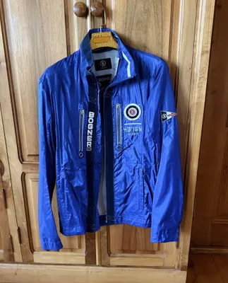 Мужская ветровка BOGNER синего цвета