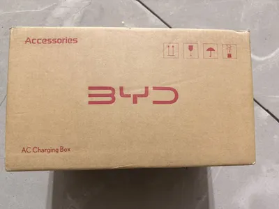 Новая оригинальная зарядка BYD 7 кВт 1