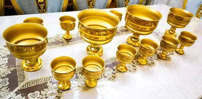 Продаётся чешская богемская посуда