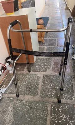 Продаются ходунки 1