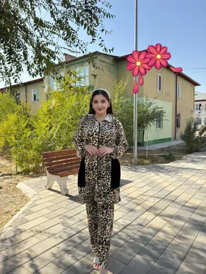 Leopard naqshli ayollar uy kiyimlari to‘plami sotiladi 1