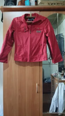 Ayollar shamolga qarshi kurtkasi 1